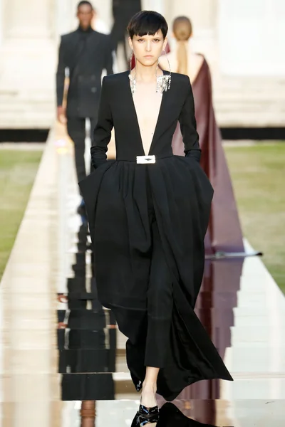 Look 35
